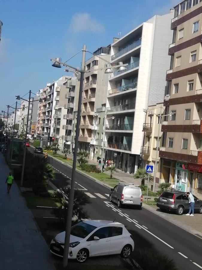 Spacieux Appartement Avec Terrasse 波瓦－迪瓦尔津 外观 照片